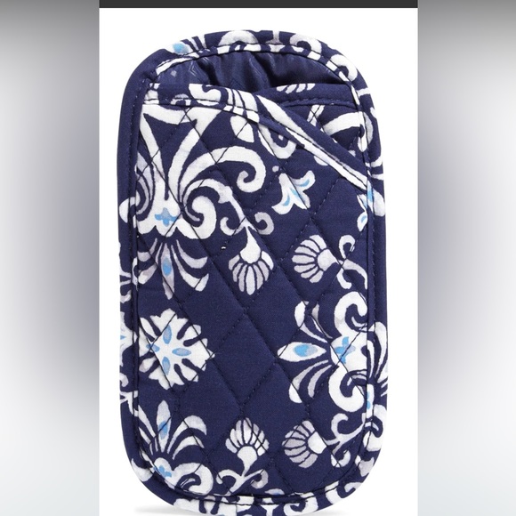 Vera Bradley Double Eye Case in Steel Blue Medallion - Picture 1 of 3
